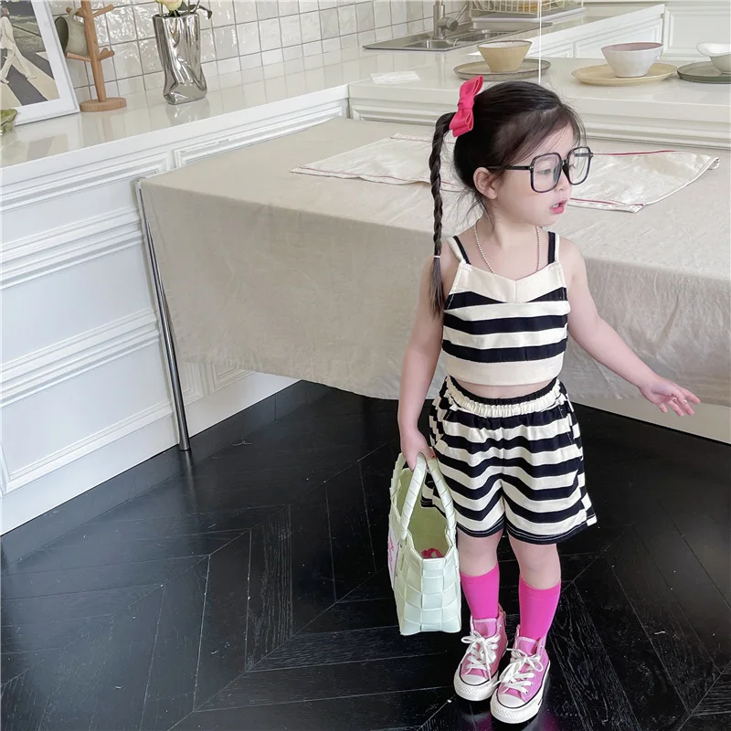 Children's Clothing 2023 Summer Korean Style Girls' Fashionable Striped Spaghetti Straps Shorts Two-Piece Sports Suit