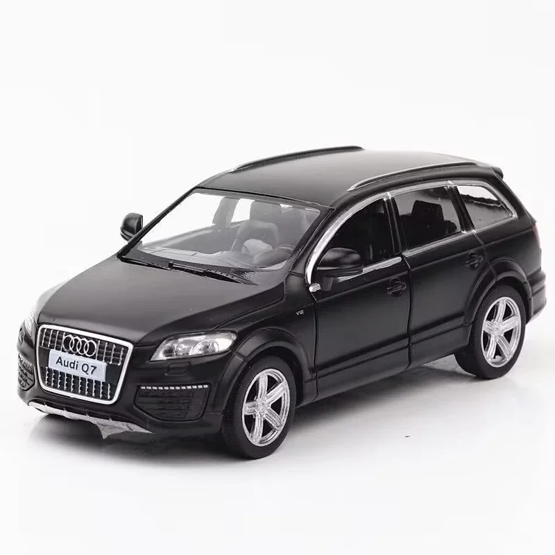 Modèle de voiture en alliage pour enfants, Audi Q7 SUV, Diecasts, Véhicules jouets en métal, Haute simulation, Collection, Son et lumière, Cadeau pour enfants, 1/32