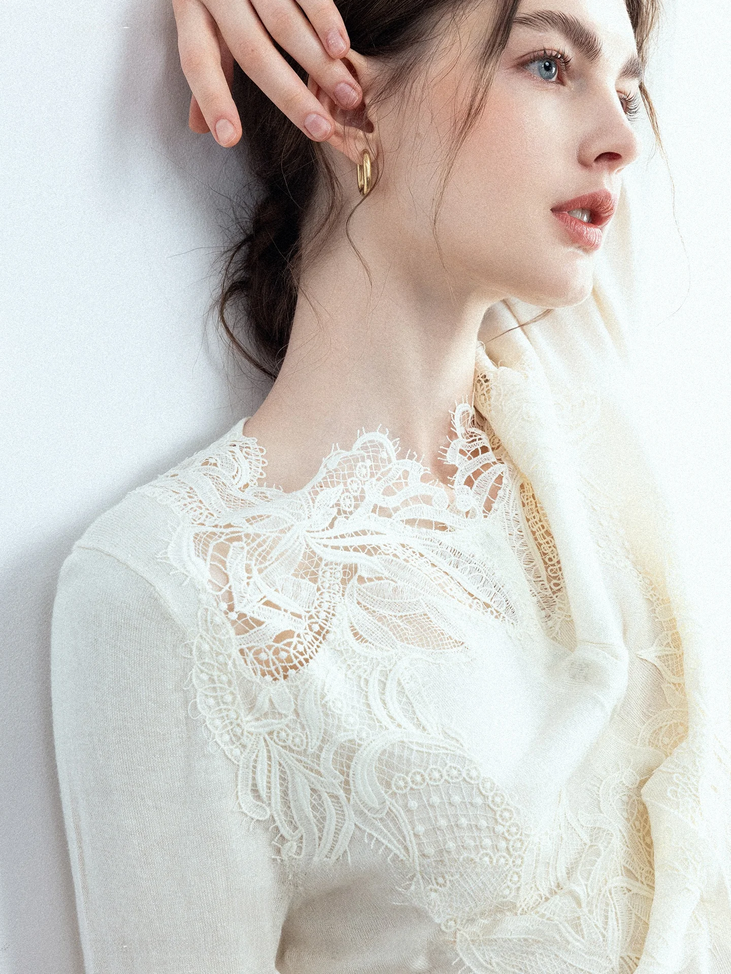 

Heavy Embroidery Hook Flower Water Soluble Lace Camere Base Knitted Open Cardigan Women's Soft Long Sve round Ne ort...