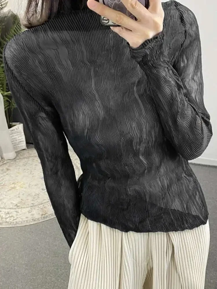 تي شيرت نسائي غير رسمي ذو ثنيات وياقة واقفة تي شيرت نسائي بأكمام كاملة بلون سادة بيبلوم فضفاض مياكي صيف جديد 2025