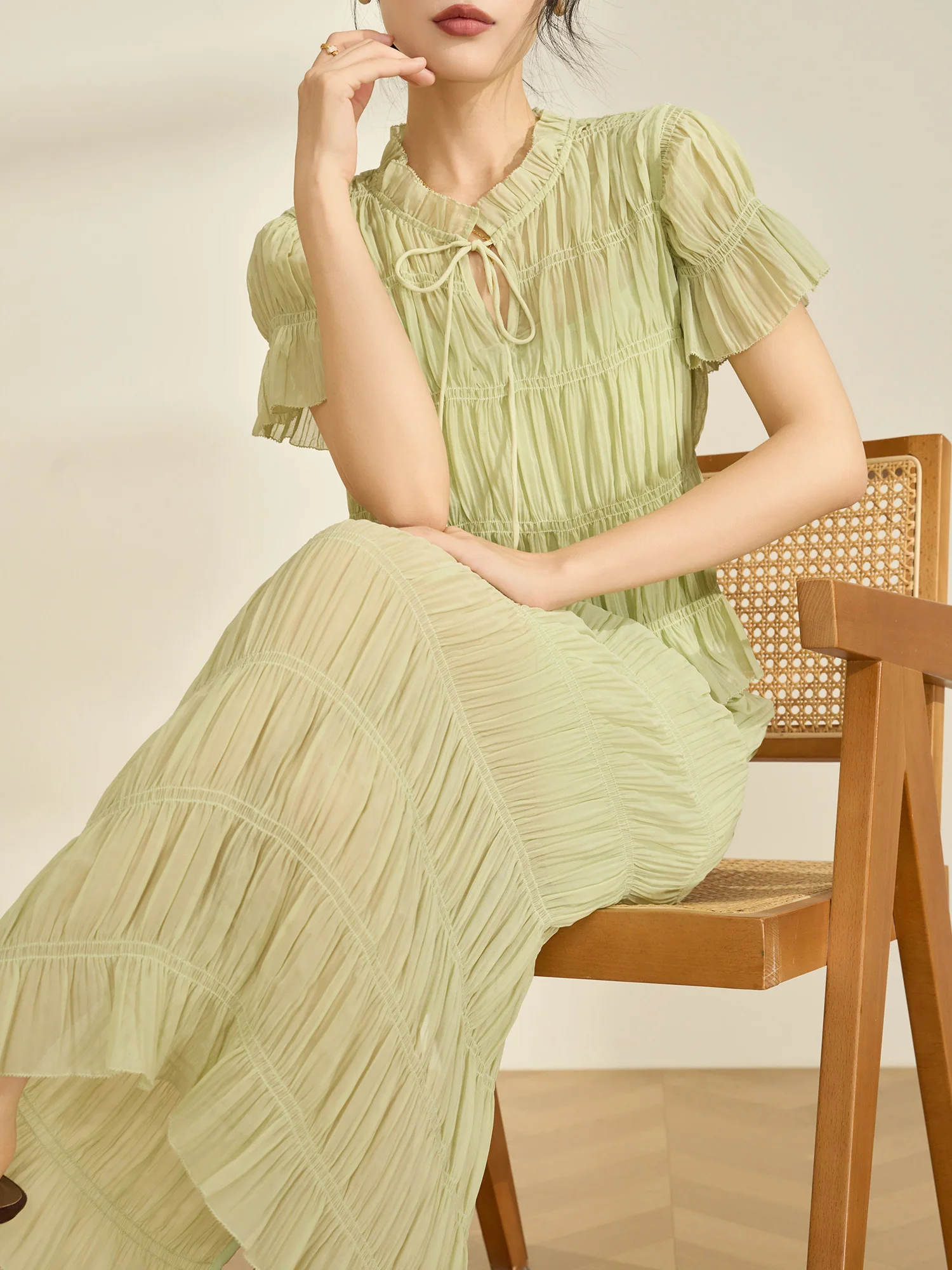 

Летний комплект Flowing Era: Корейский шик, рубашка и юбка, женский костюм из двух предметов с текстурой под дерево, элегантный стиль