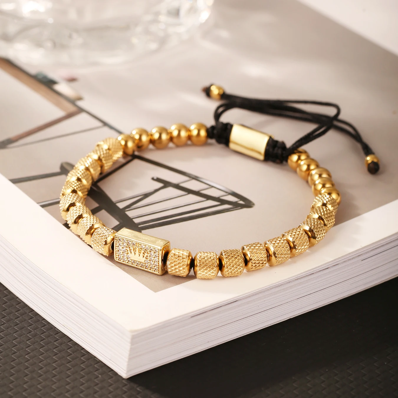 

1PC INGAX Fashion Luxury Stainless Steel Pineapple Beads Crown Charm Bracelet for Man Jewelry Gift for Him