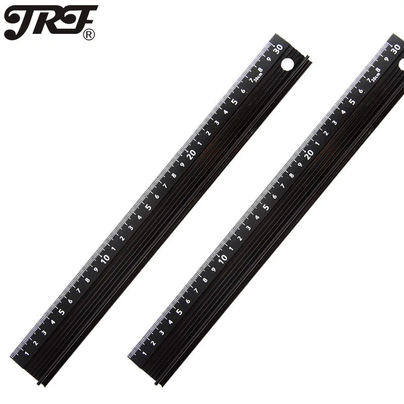 مسطرة سبائك الألومنيوم متعددة الوظائف - دقة عالية، مقاومة للقطع، قبضة غير قابلة للانزلاق، حماية من اختراق الحبر، Gr صناعية