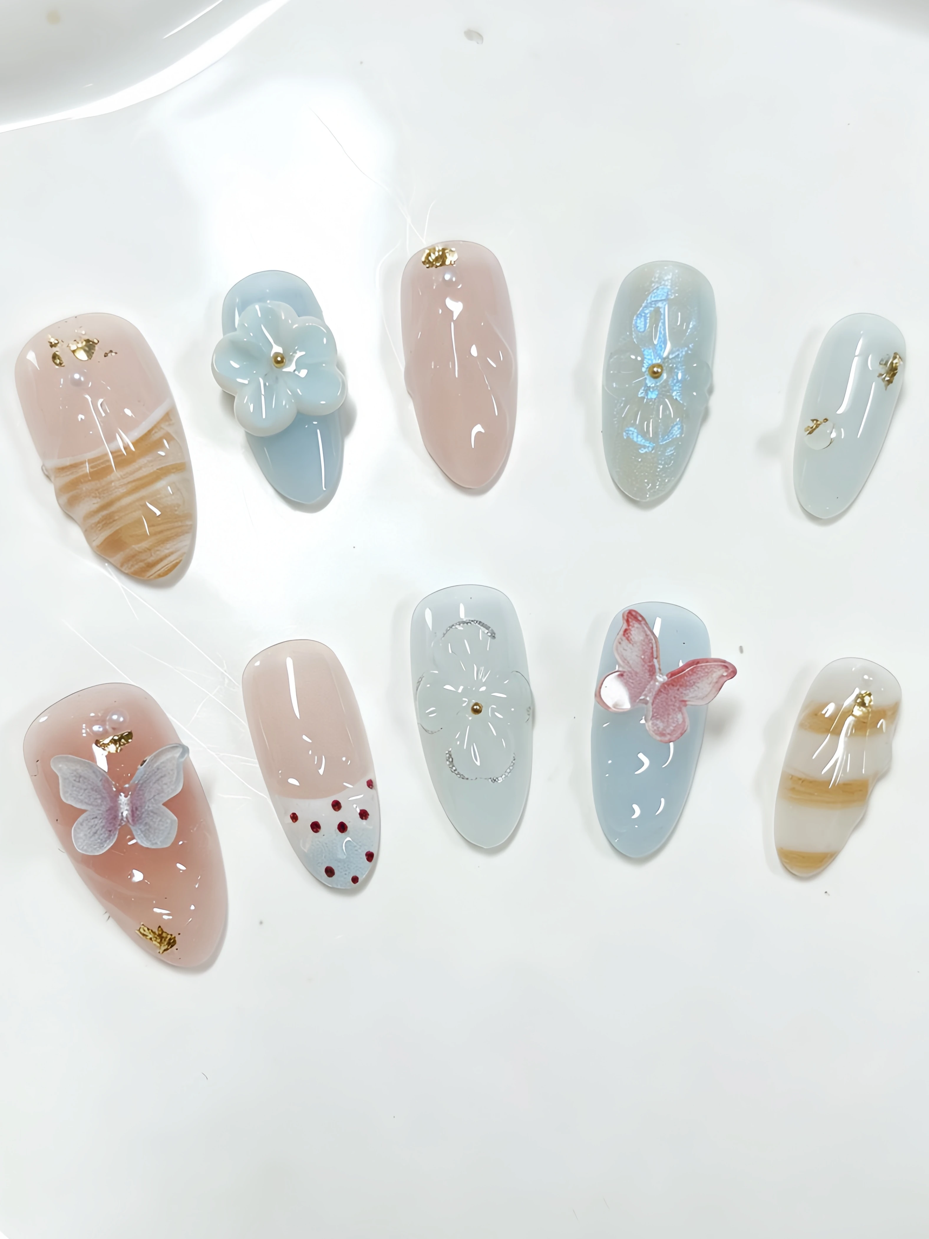 10 Almond-Shaped Press-On Nails, Milky White, Apricot, Blue, Multi-Color Gradient, with Hand-Carved Gold Foil, Pearl, Rhinestone, Butterfly, and Polka Dot Decorations, French-Style Ins-Style Nail Art, Suitable for Dates, Beach Vacations, Travel, Photo Shoots, and Parties, Press-On False Nails, Includes One Jelly Glue and One Nail File