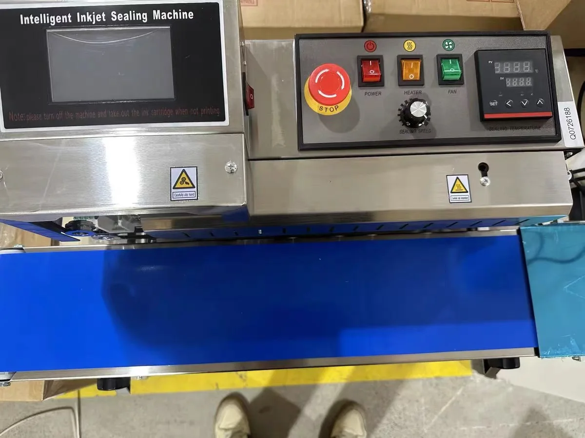 

FR-1600 Умный непрерывный ленточный упаковщик Усовершенствованная машина для запечатывания пакетов с струйной печатью Новая модель для делового и промышленного использования