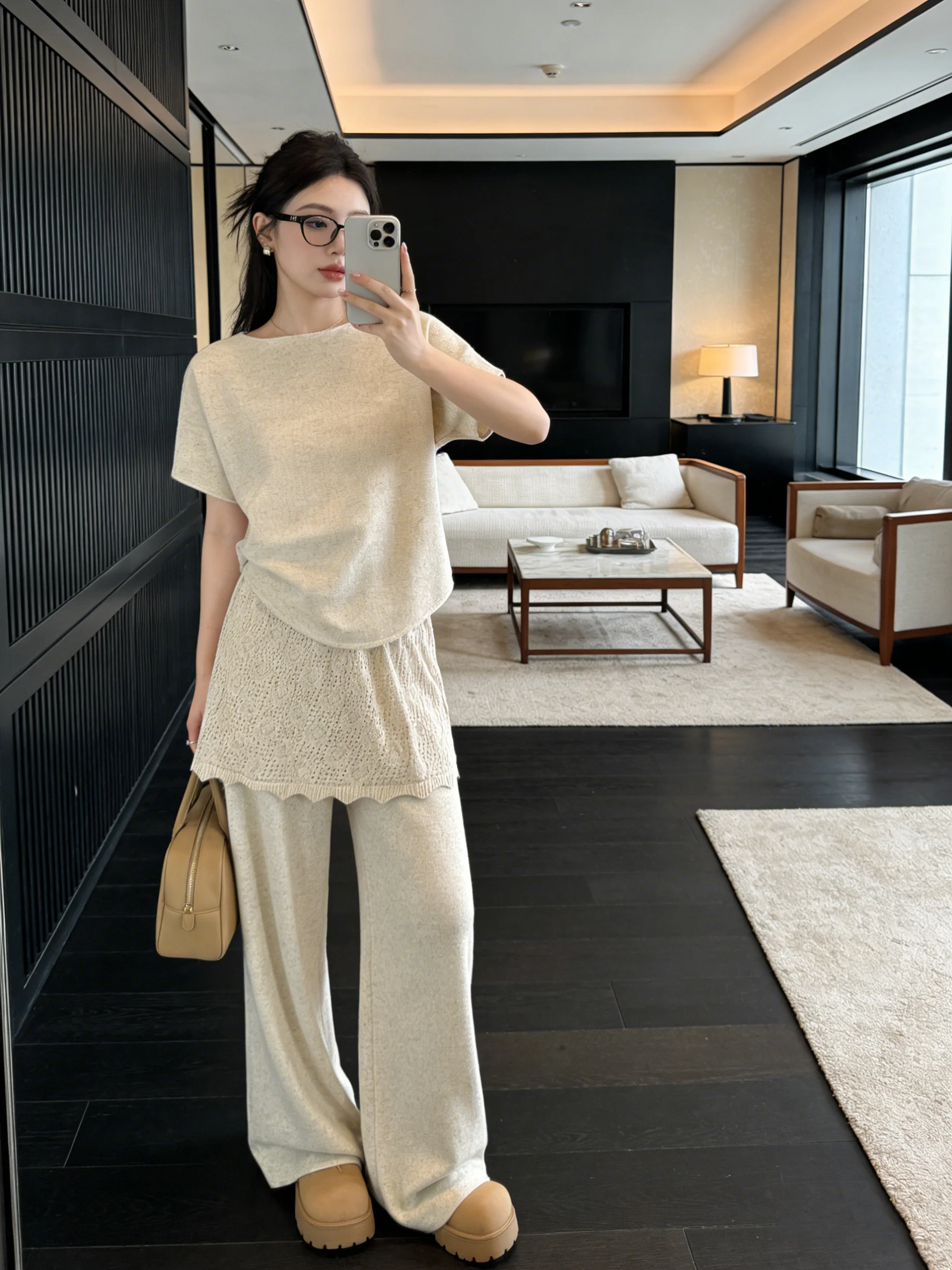 

Korean Style Soft round Neck Short Sleeve Knitted T-Shirt Women's Fashion Set with Wide Leg Pants Spring Summer Casual Ensemble