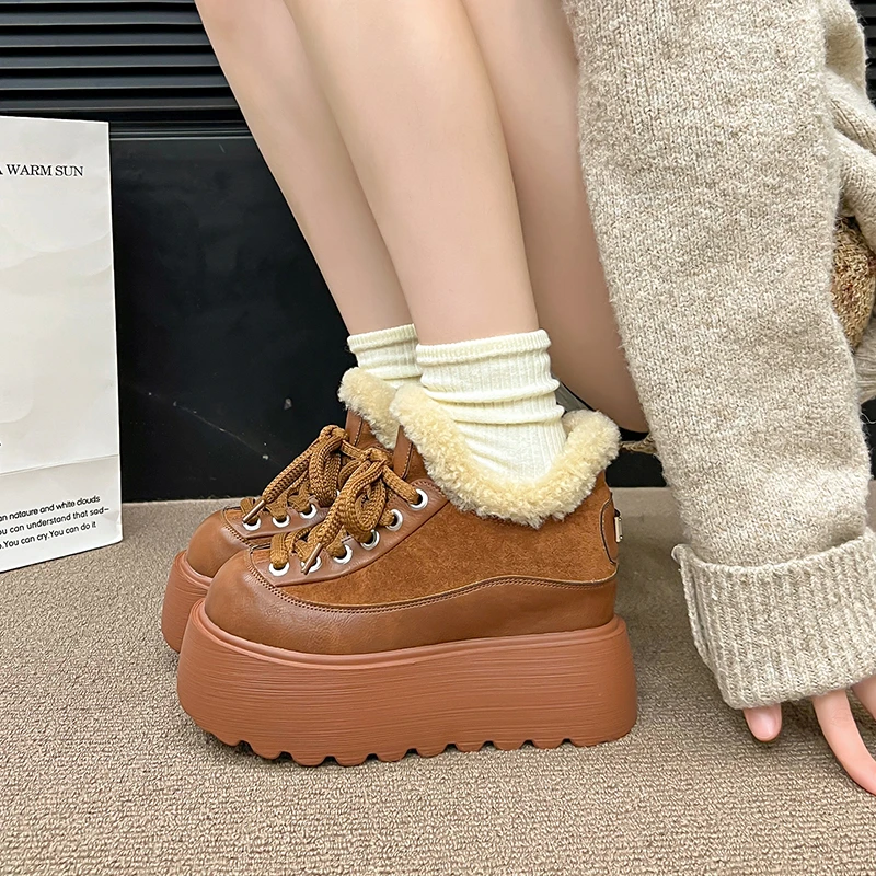 

Женские зимние ботинки 9 см, зимние плюшевые теплые женские хлопковые туфли, новинка 2025 года, замшевые нескользящие уличные полусапожки, увеличивающие рост