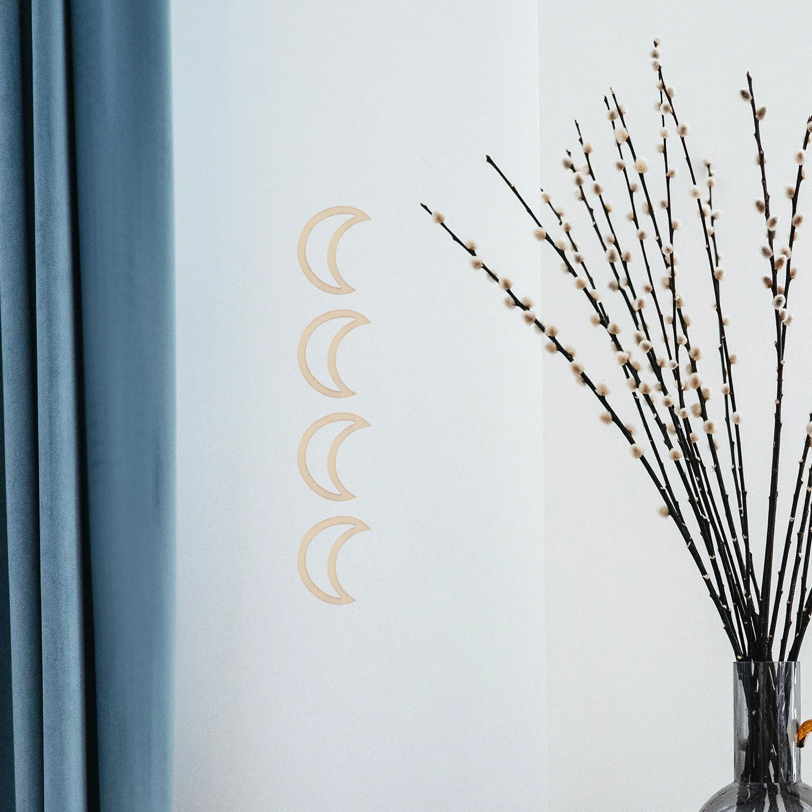 

100Pcs Blank Wooden Moon Slices Hollow Moon Shape Craft Wood Pieces for DIY Decor Unfinished Wall Hanging Embellishments