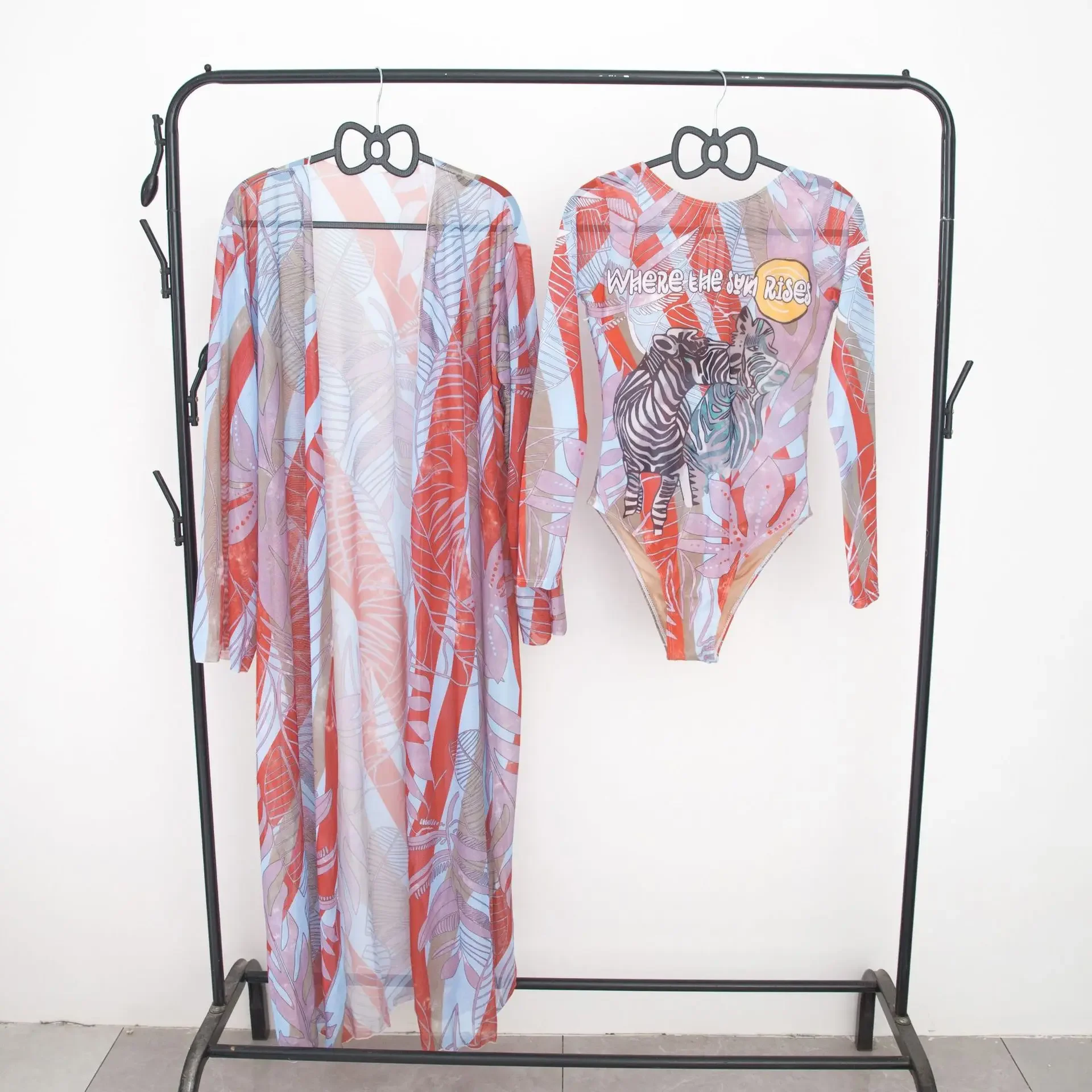 2-teiliges Set, Kimono und Badebekleidung, sexy Badeanzug für Damen, Sommer-Badeanzug, Bikini-Set, Strand-Vertuschung, Badeanzug, Куinete