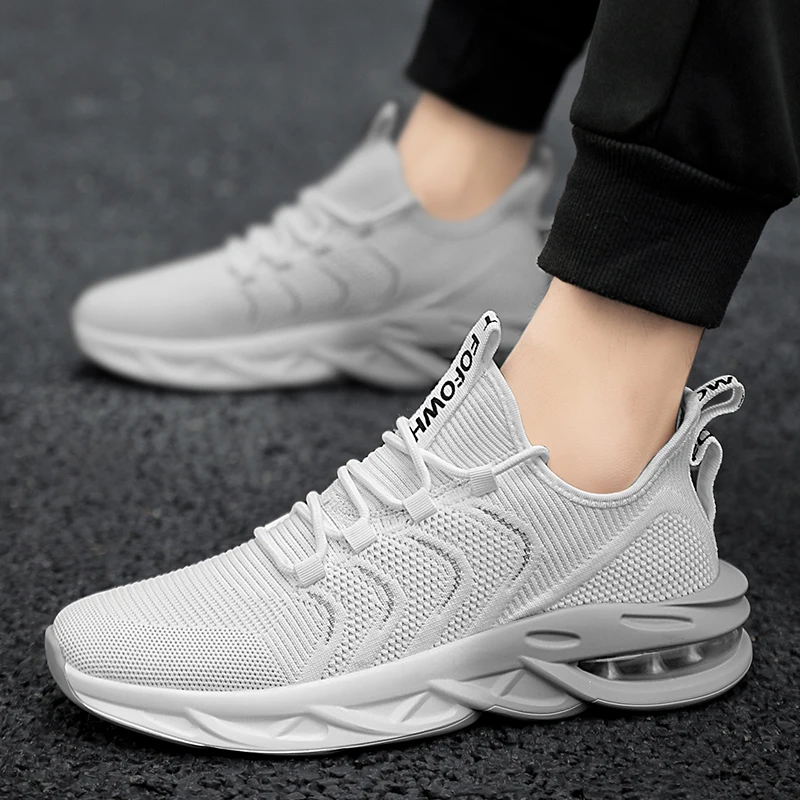 أحذية رياضية كاجوال من MAEDEF للرجال غير قابلة للانزلاق وخفيفة الوزن ومريحة للمشي، أحذية رياضية شبكية قابلة للتنفس للاستخدام في الهواء الطلق #1