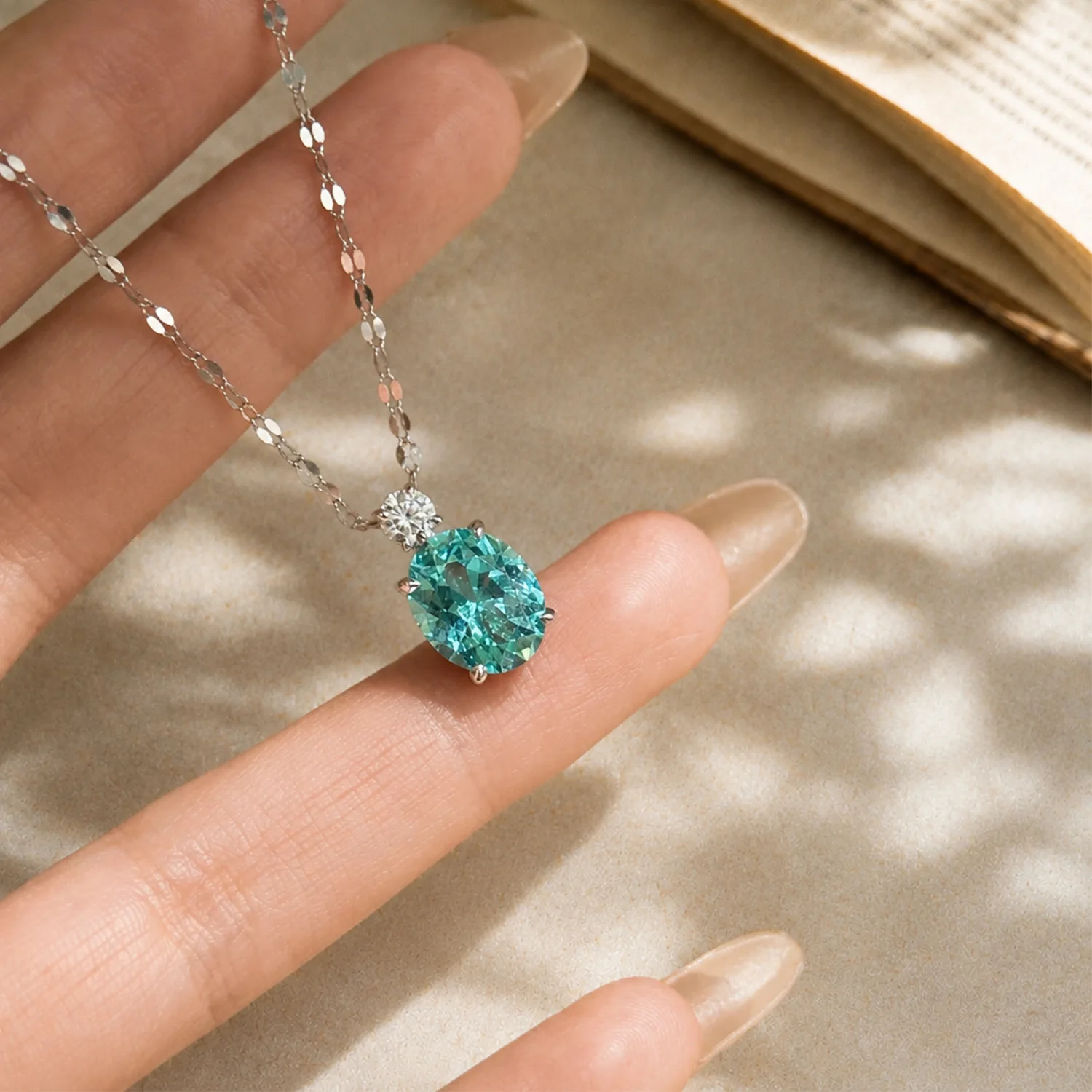 Bracelet Hand String Romantic Moody Mint-Green Paraíba Pendant Necklace Plus A Touch Of Luxury With Fashionable Green Diamond