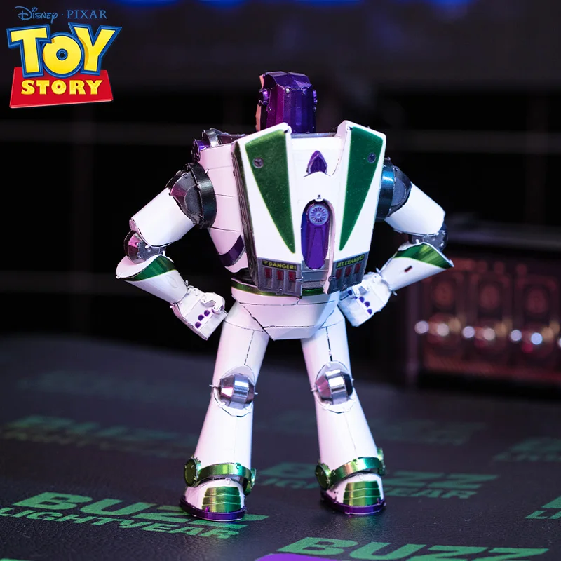 Disney Buzz Lightyear metal assembly model handmade diy metal jigsaw puzzle gift tabletop decoration