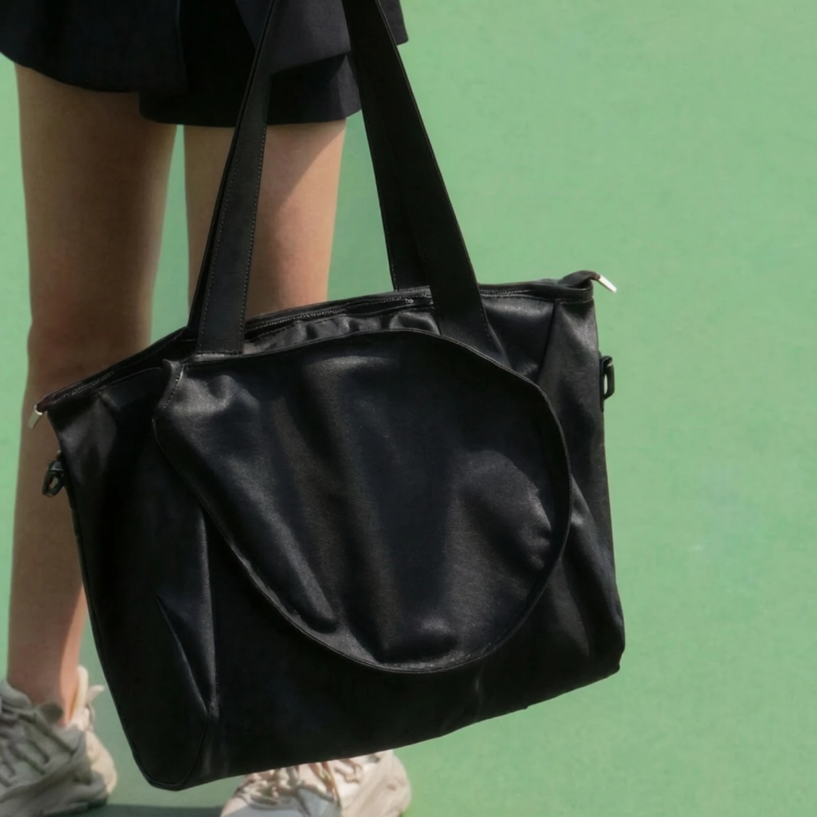 Racket Sports Bag with Shoulder Strap Portable Tennis Bag Carry Case Lightweight Wear-Resistant for Training