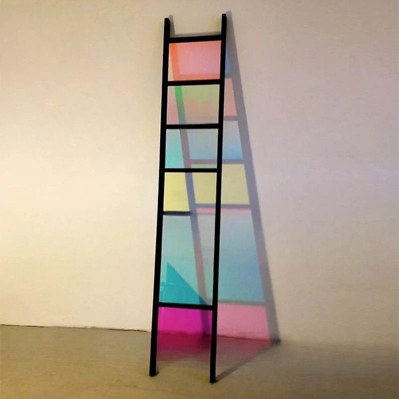 Acrylic rainbow trapezoidal display stand floor-to-ceiling seven-color decorative stand clothing store floor-to-ceiling type