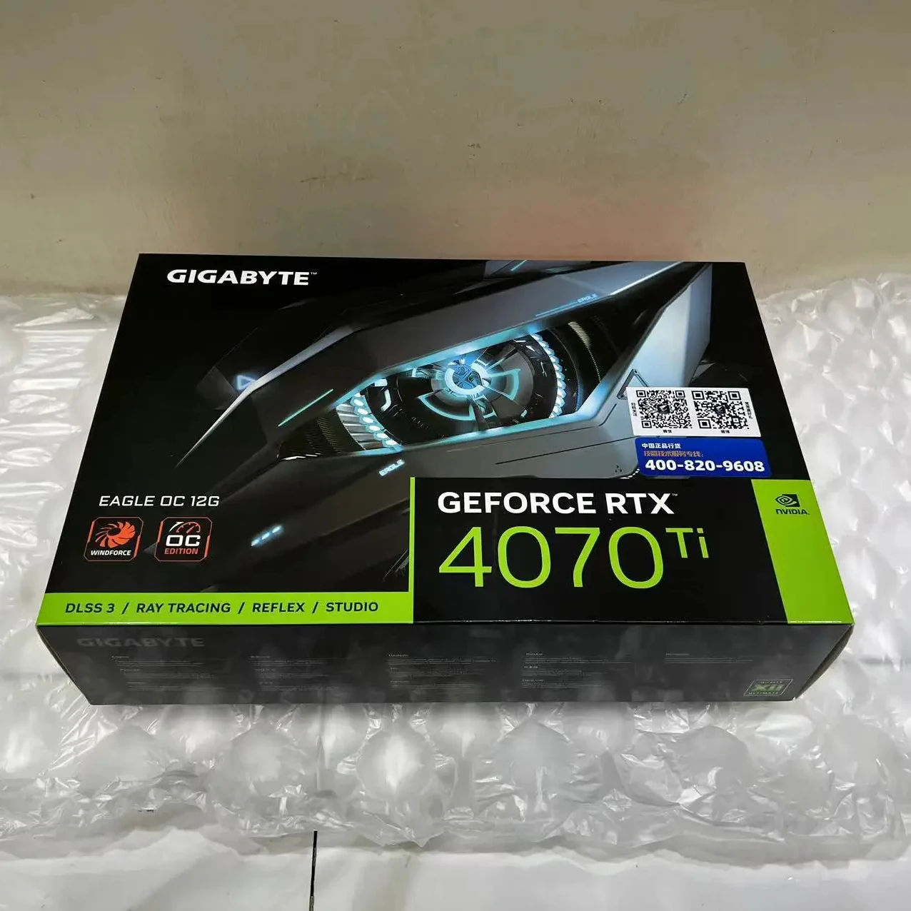 GeForce RTX 4070 Ti EAGLE 12G Gaming Graphics Card with 2610 MHz Core Clock 12GB Memory Size (GV-N407TEAGLE-12GD)