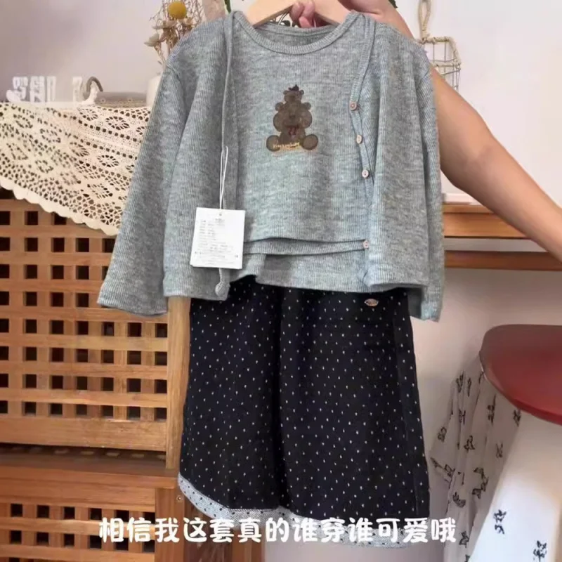 01-Girls' Spring and Autumn Outfit2025New Stylish Children's Knitted Cardigan Cartoon Vest Polka Dot Jeans Set