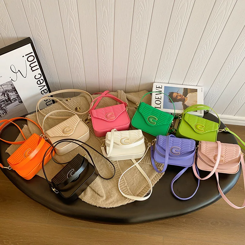 

Весна 2024, новый персонализированный роскошный брендовый дизайн для отдыха, великолепная сумка на одно плечо в стиле ретро, маленькая сумочка