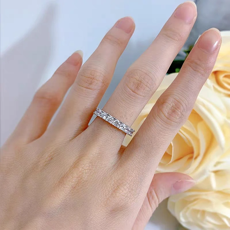 Luxury 925 Sterling Silver Classic Stackable Finger Ring for Women Sparkling Clear Cubic Zirconia Ring Wedding Statement Jewelry