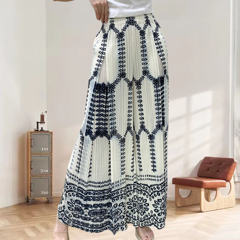

Miyake Pleated Trousers Plisse2025 Summer Fold New Loose Thin Pleats Niche High Design Sense Pleat Apricot Trousers Female