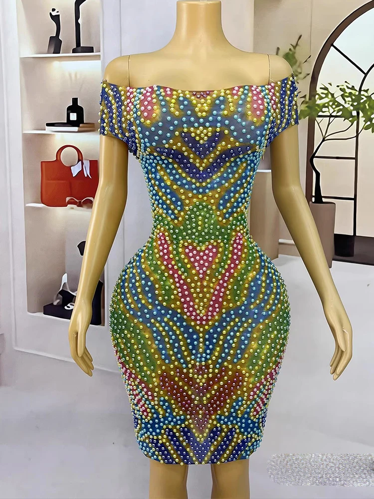 Robe élastique en maille asymétrique épaule dénudée, strass de haute qualité, Sexy, nouvelle mode, vêtements personnalisés pour femmes, 2025