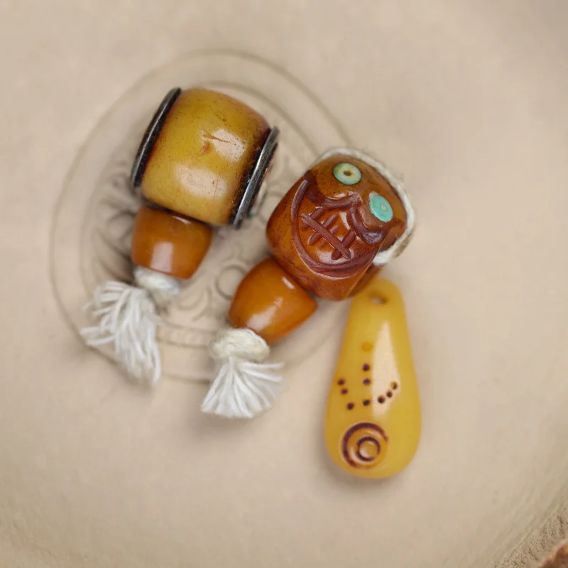 Tibetan-style yak bone three-way clasp , loose beads for DIY handmade bracelets, necklaces, and jewelry accessories