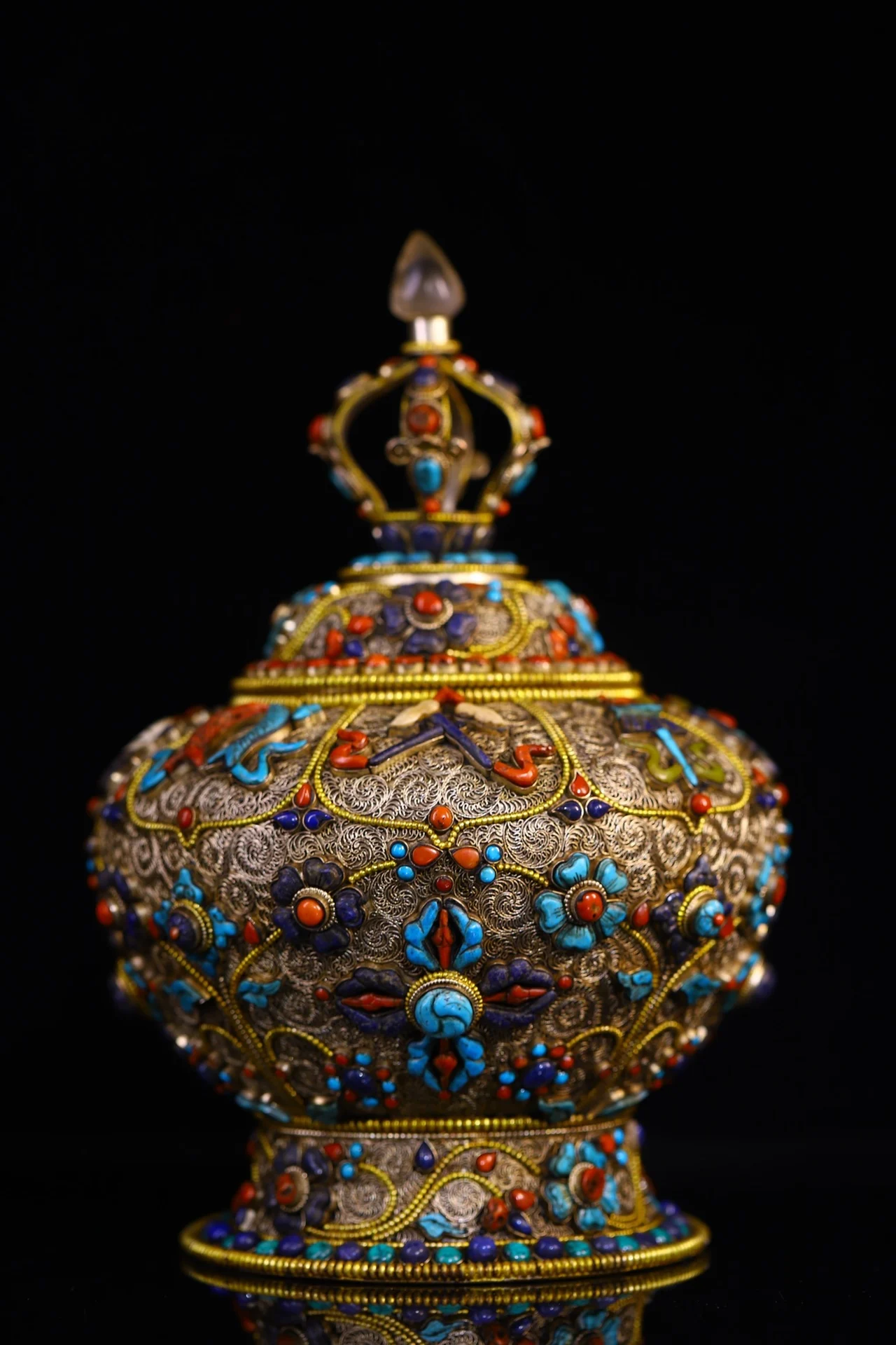 

13"Tibetan Temple Collection Old Tibetan Silver Filigree Mosaic Gem Crystal Turquoise Vajra Buddhist treasure jar Worship Hall