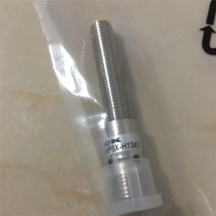 

New spot inductive sensor NI3-EG08-AP6X-H1141 original proximity switch