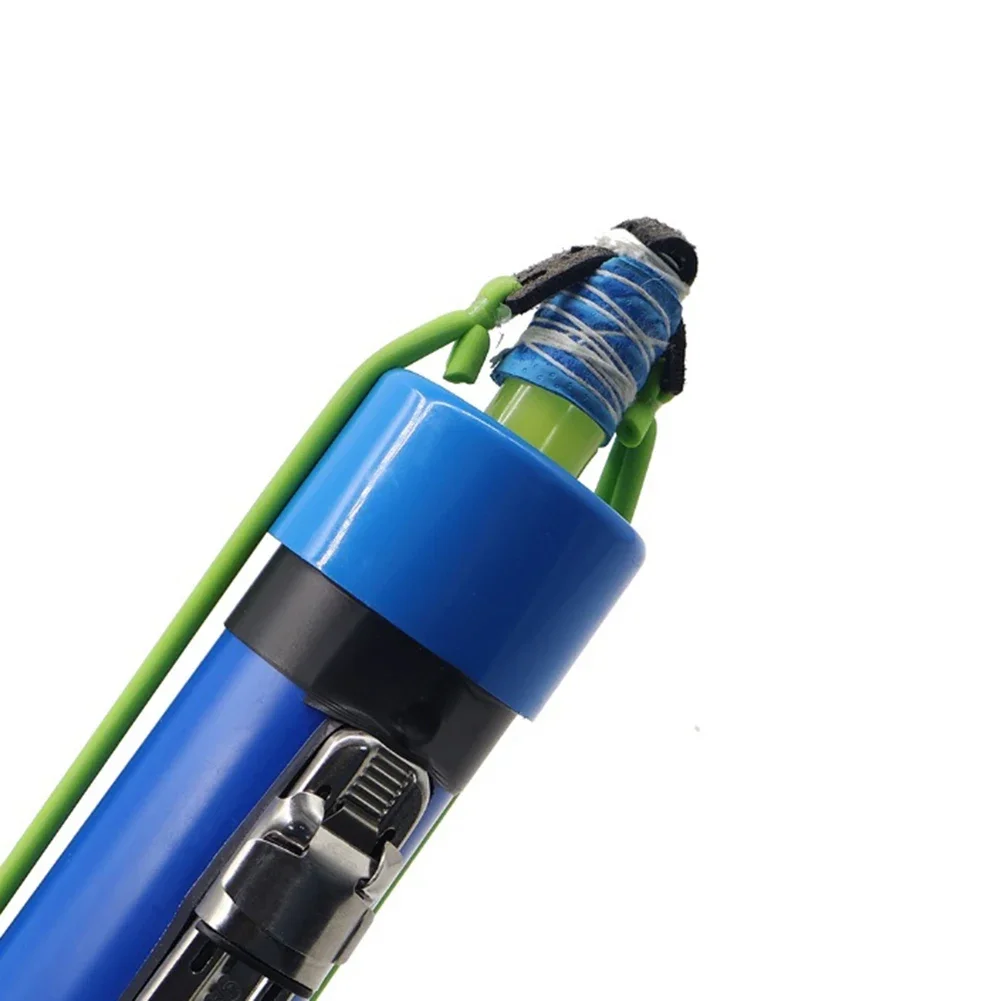 

Устройство для заброса приманки на открытом воздухе, телескопическое, для легкого заброса на большие расстояния, с простым прицеливанием и загрузкой приманки.