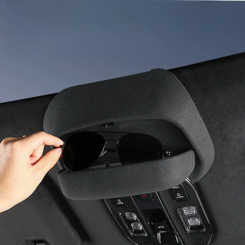 

For GAC Trumpchi M8 Grandmaster E9E8 New Master Car Glasses Case Sunglasses Storage Clip Interior Modification Accessories