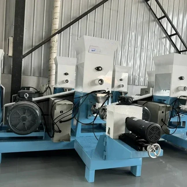 Full Automatic China Puffed Food Machine Line For Production Of Corn Sticks Puff Ball Snaks Machine factory price