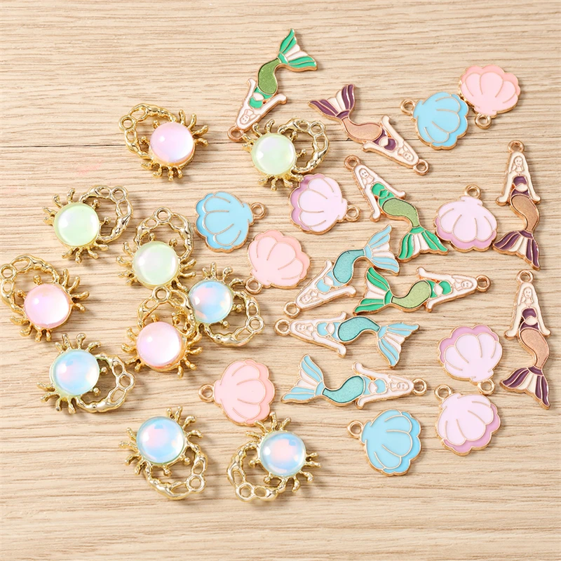 10 Stück niedliche Emaille-Anhänger mit Meereslebewesen-Motiven (Muschel, Meerjungfrau) zum Basteln von Ohrringen, Halsketten, DIY-Bastelarbeiten und Schmuckzubehör – Detail 3