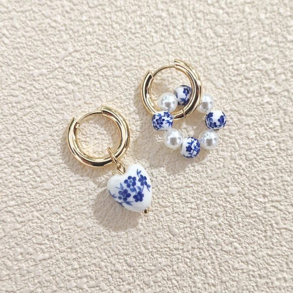 Blaue und weiße Keramik-Anhänger-Ohrringe, Edelstahl, chinesischer Stil, Ohrbügel, Hanfu-Accessoires, Ohrbügel, Herz-Ohrringe – Detail 5