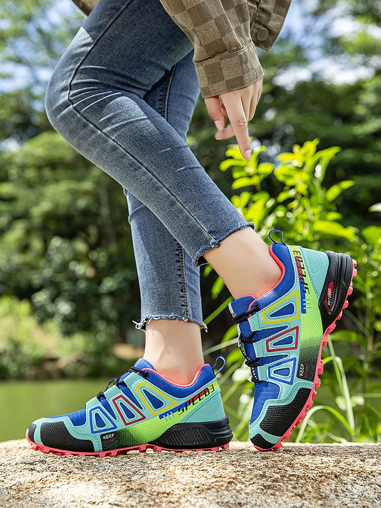 AliExpress CC chengta Unisex Outdoor Hiking Shoes Lace-Up non-Slip Lightweight Men Tactical Training Sports Shoes Women Lockless Casual Cycling Shoes