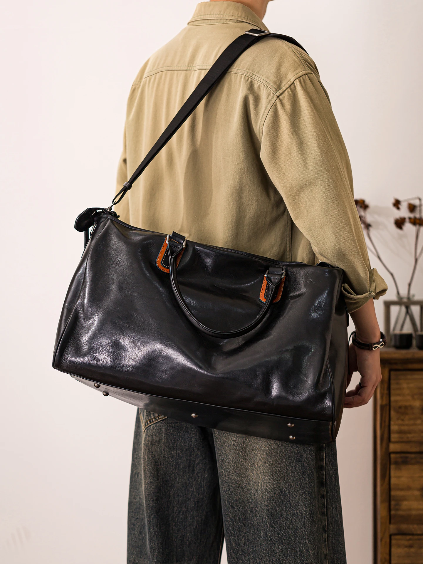 

Simple organizer designer handmade genuine leather men's travel bag outdoor casual sport luxury real cow leather black handbag