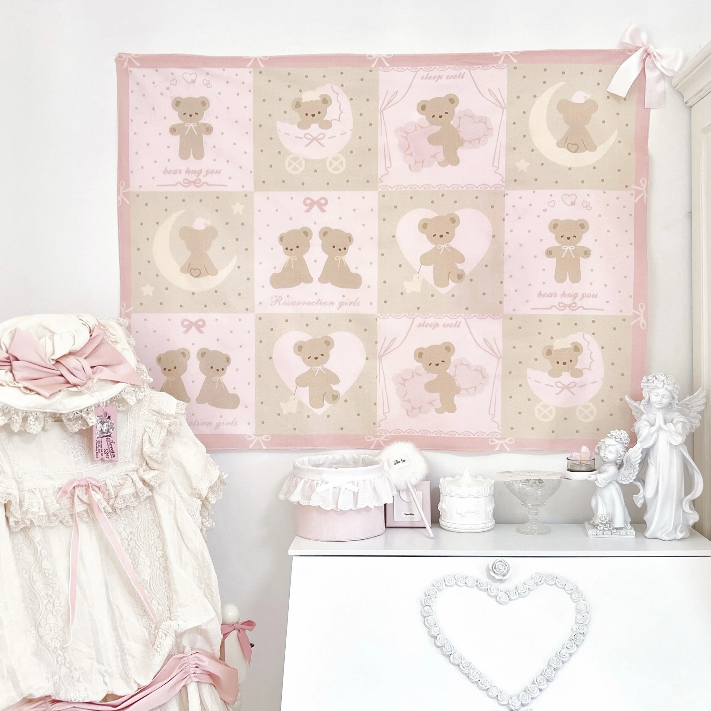 Niedlicher Bär Schmetterling Band bedruckter Wandteppich Hängetuch Mädchen Lolita Dekoration Zimmer Hängetuch