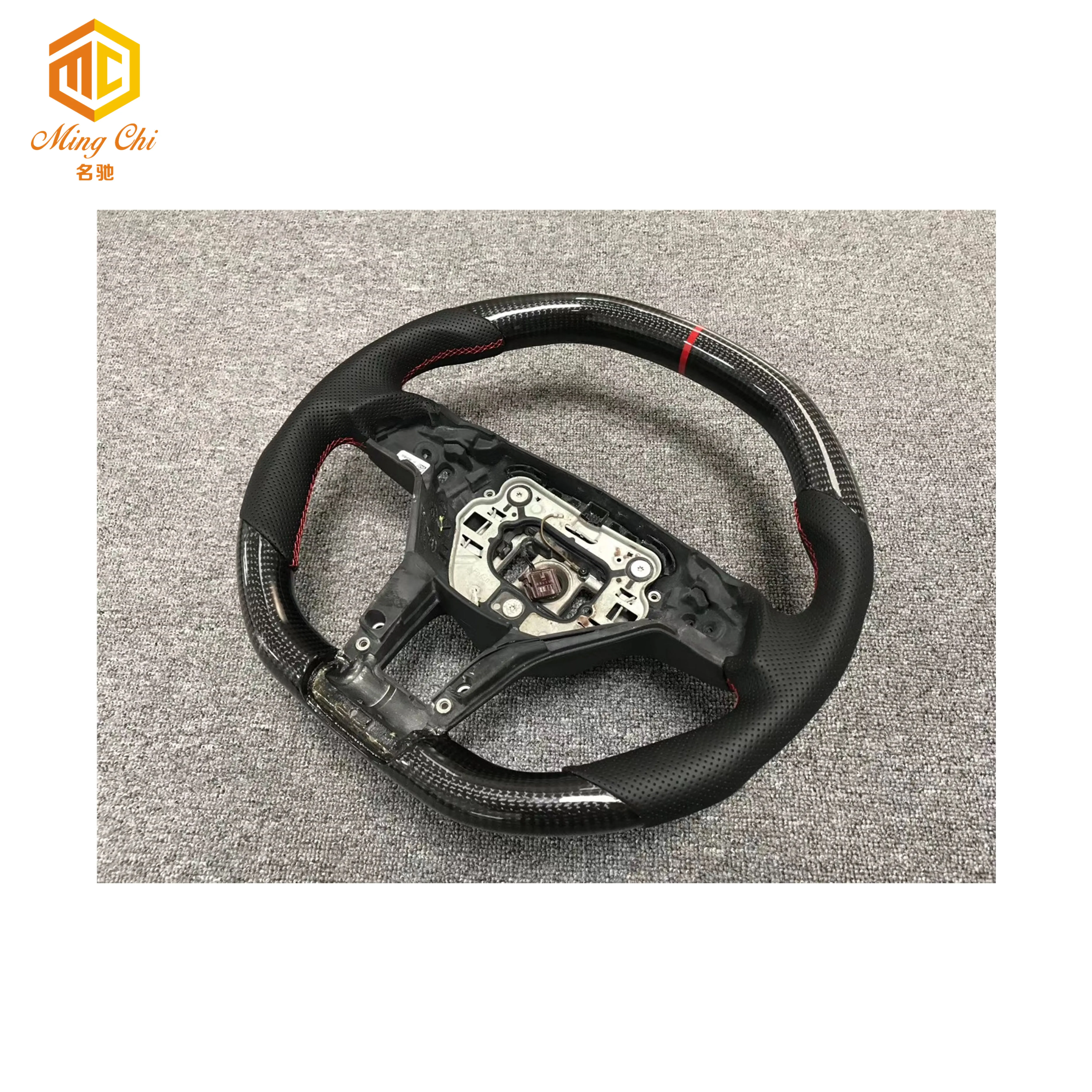 Carbon fiber steering wheel is suitable for Mercedes Benz C-class W204 C63  507  A45  W176 steering wheel wheel. All models