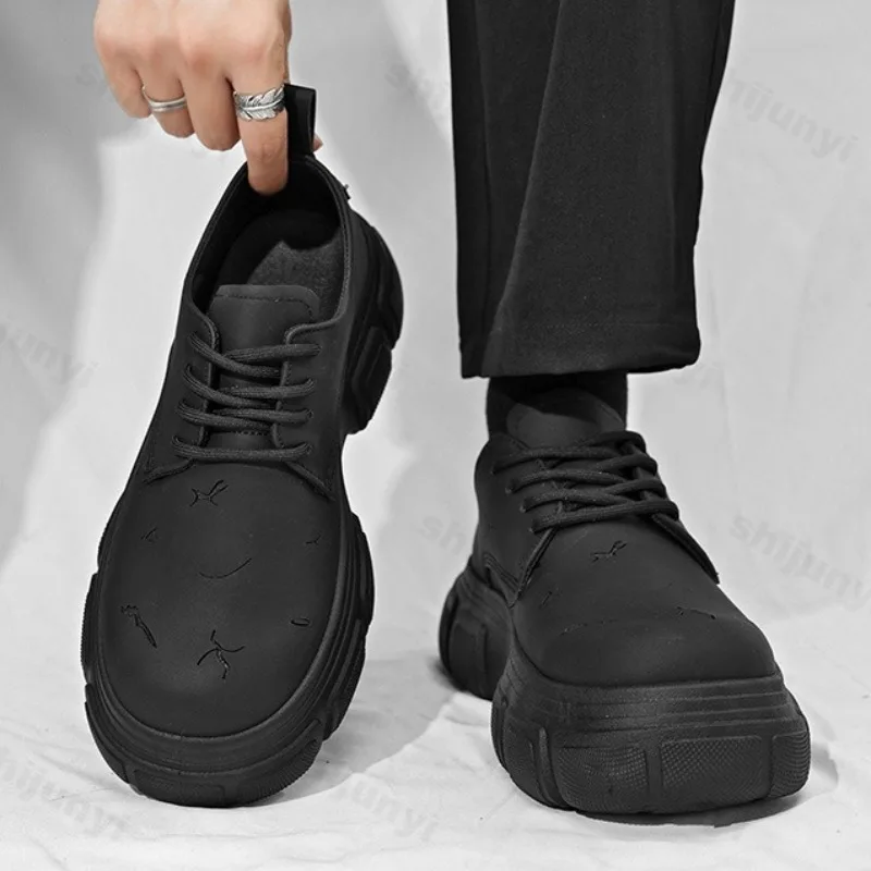 

Concise Solid Business Dress Low Top Single Shoes for Men's 2025 Autumn Vintage Versatile Comfortable Non Slip Platform Sneakers