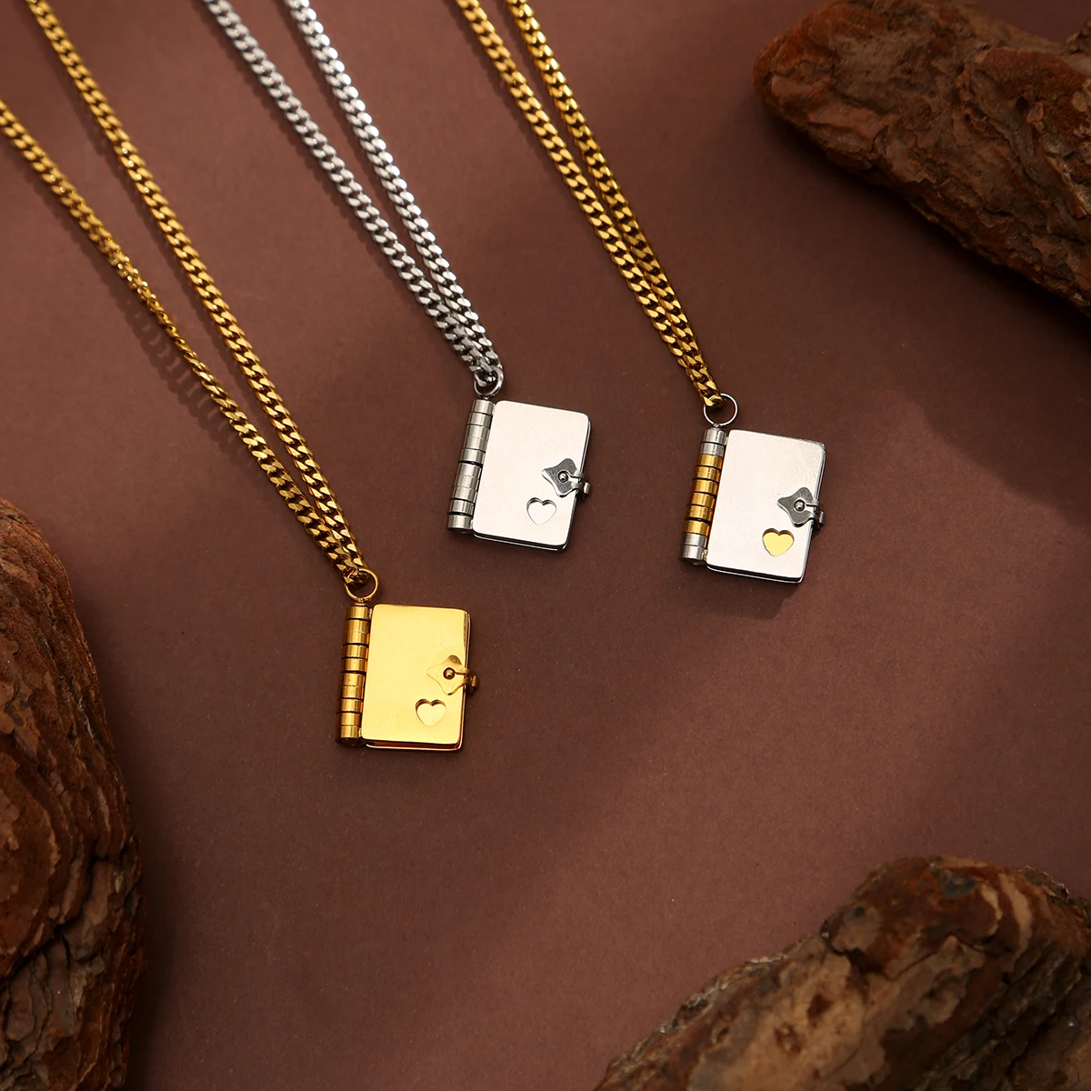 

SOVOB Glossy Finish Petite Book Locket Necklaces For Women Stainless Steel Minimalist Charm Woman's Jewelry Decoration Gifts