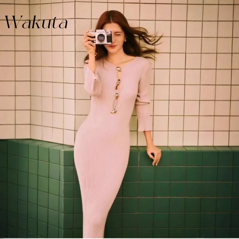 WAKUTA Japanese Retro Round Neck Long Sleeve Threaded Gold Shaped Buckle Slim Knit Robe Elegant Temperament Commuter Maxi Dress