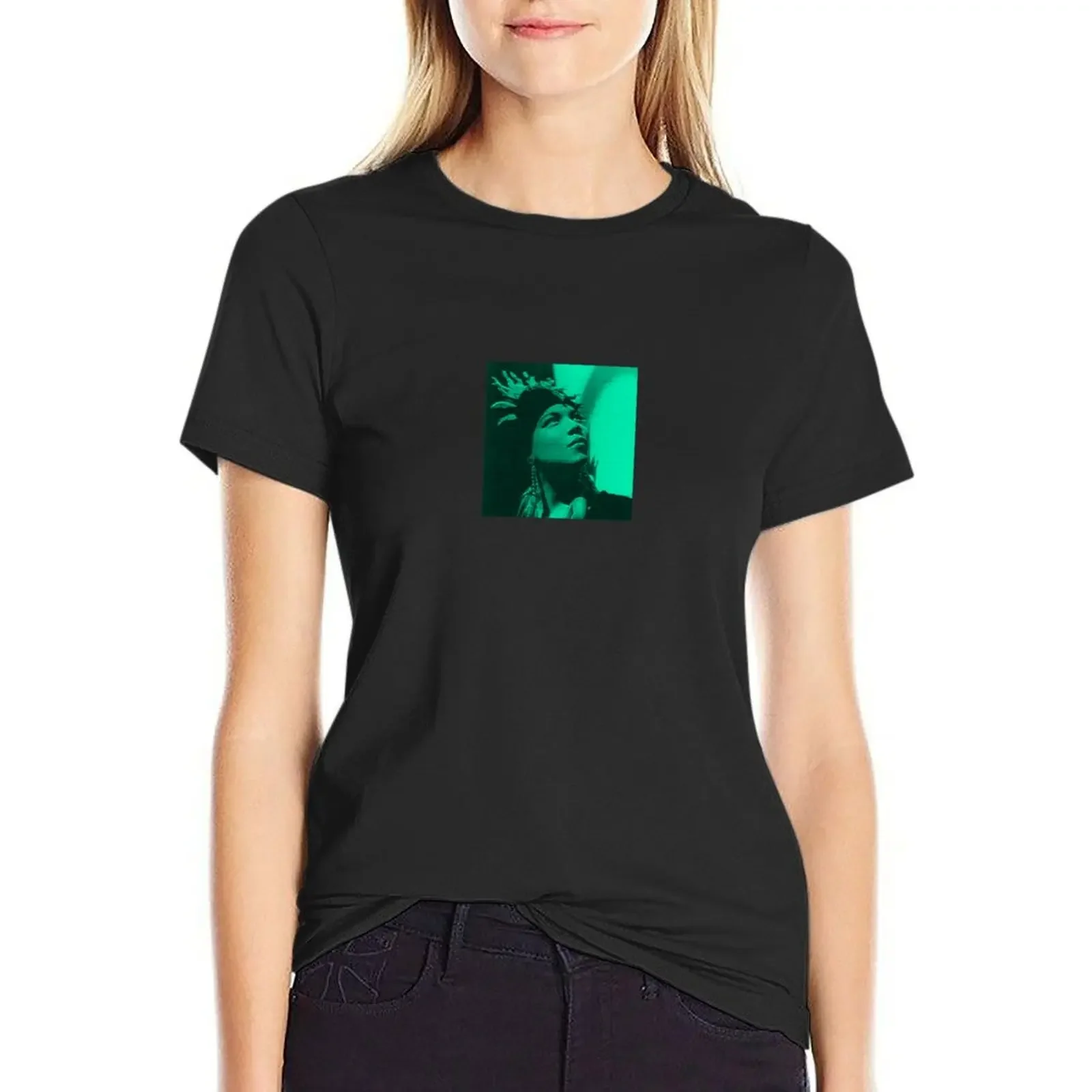

Queen Latifah T-Shirt customs vintage lady clothes designer clothes Women luxury
