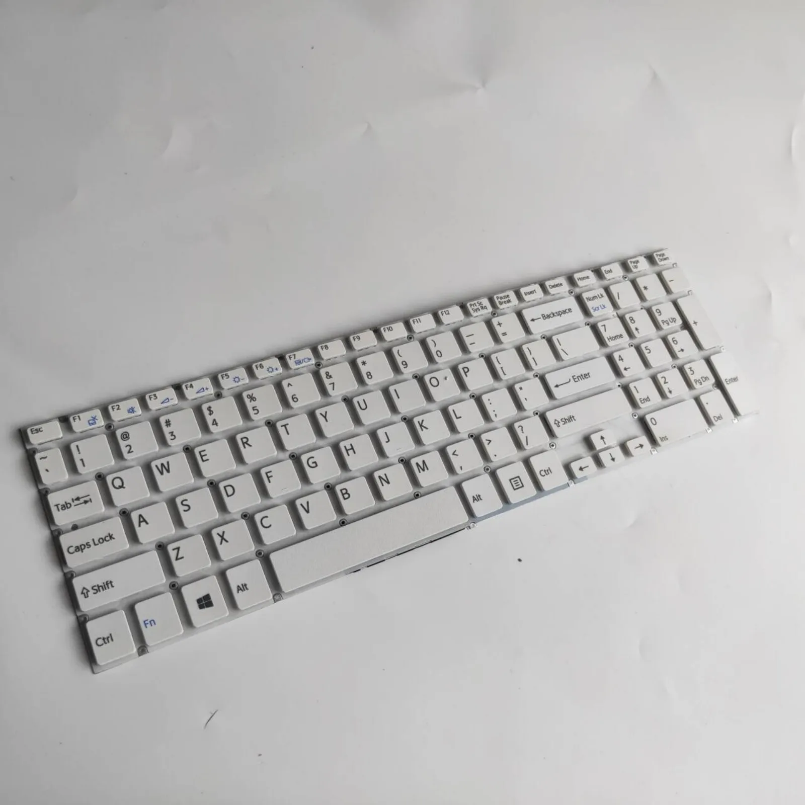 

US layout for SONY SVF15 SVF152C29W SVF152a23t SVF153a1qt SVF15327scp SVF152 SVF1521 SVF152A23T Laptop Keyboard