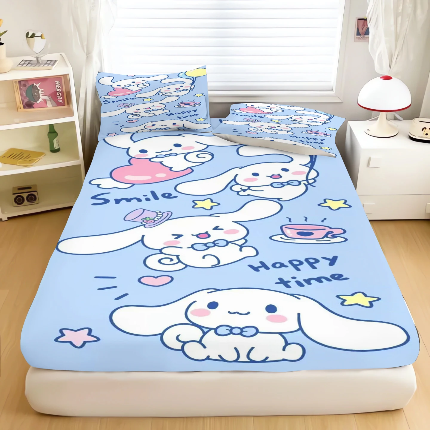 

Комплект постельного белья Sanrio: простыня на резинке и наволочки с мультяшным принтом «Синамон Дог», эластичные, с цифровой печатью