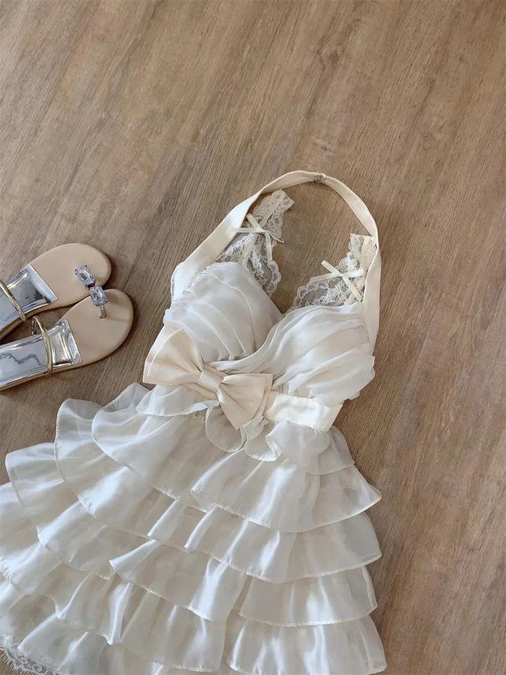 Vestido de fada halter feminino em camadas plissado mini vestido elegante arco renda estilo doce sem mangas saia branca verão roupa fina 2025