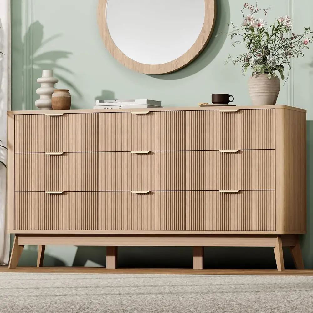 Large commode en bois massif à 9 tiroirs en chêne naturel pour le rangement de la chambre à coucher et les espaces de vie