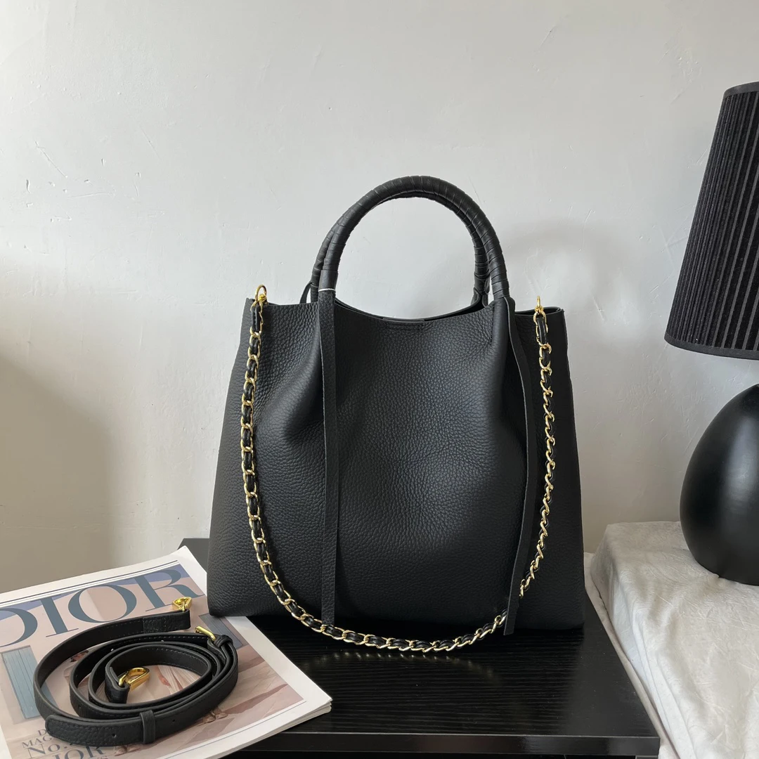 

New High Capacity Handbag 2023 Autumn/Winter Fashion One Shoulder Crossbody Leather Head Layer Cowhide Inner Tank Tote