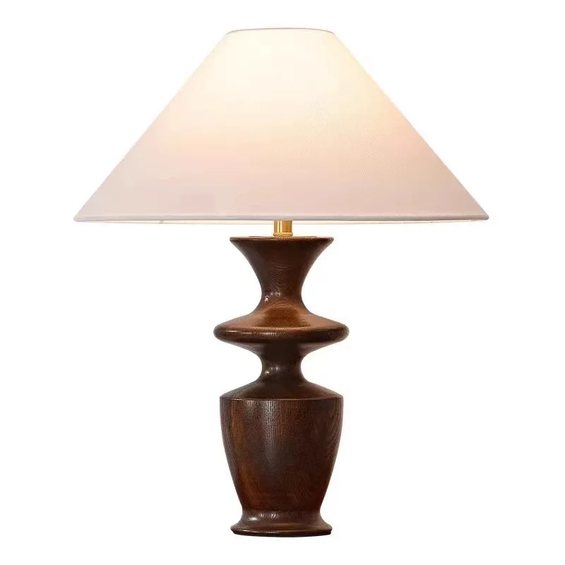 Desk lamp, bedroom high sense, retro medieval style wabi sandy wind hotel study bedside lamp