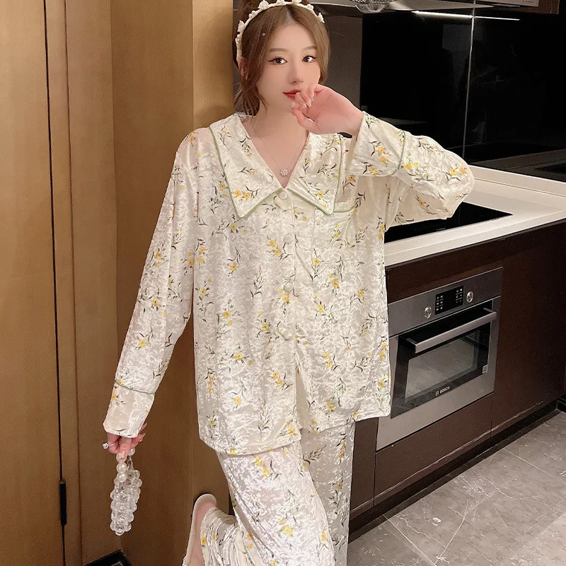 Sweet Cute Print Strawberry Sleepwear Trouser Suit Loose Women Home Clothes Lounge Wear New Autumn Winter Velvet Pajamas Set