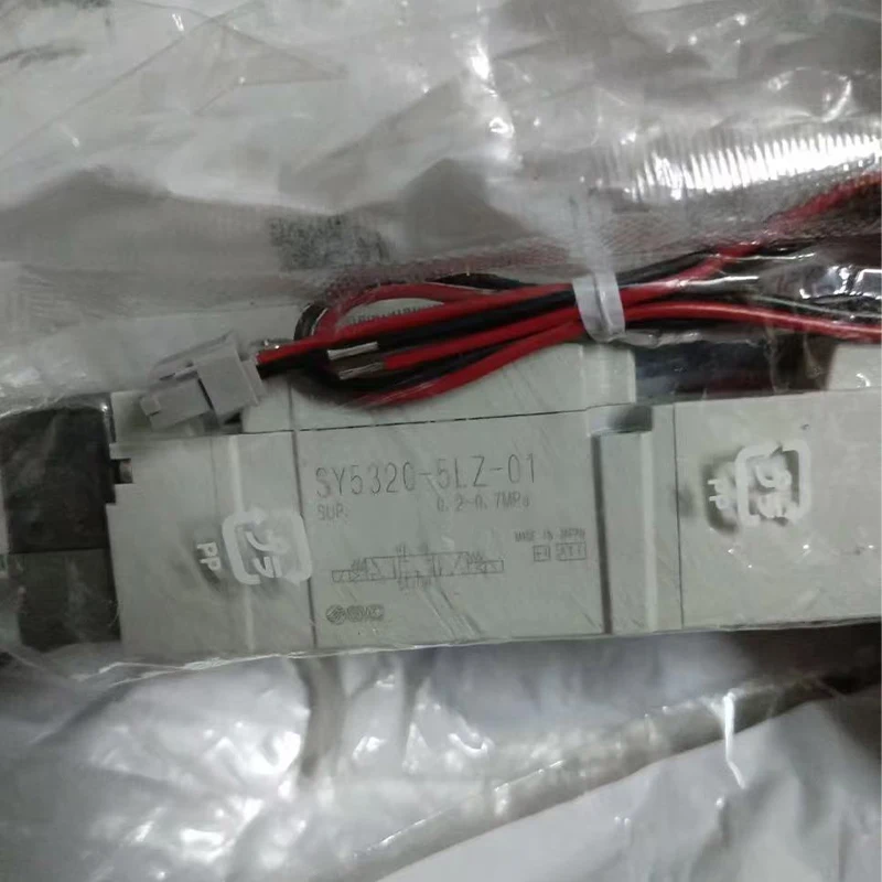 

Solenoid Valve SY5320-5LZ-01