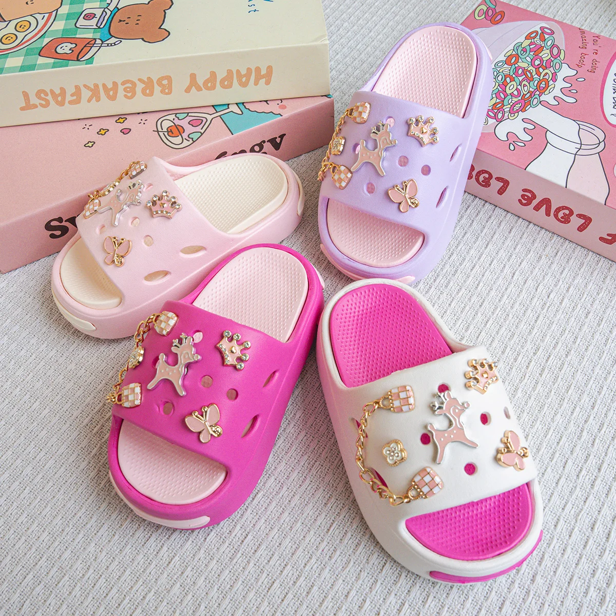 New Popular Cartoon Crown Pink Deer Versatile Girls' Eva Slippers Fashionable Dual-Color Soft-Soled Non-Slip Sandals 831