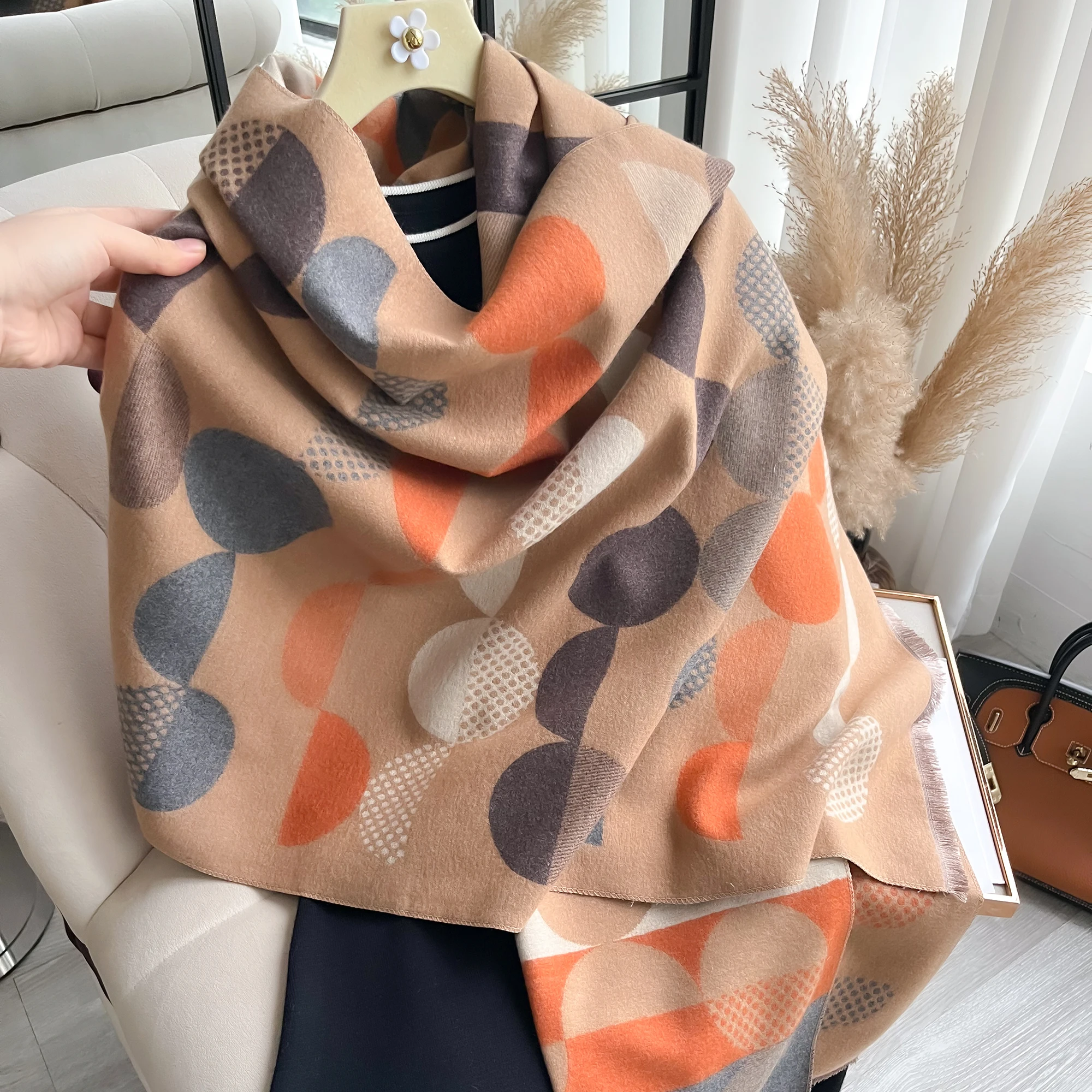 2024 Elegant Ladies\' Jacquard Pashmina Winter Thick Warmth Double Sided Tassel The Shawl Coldproof Windproof Blanket Scarf